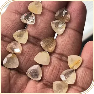 Cuarzo Rutilado Dorado Natural, Gema Suelta de 10x10mm, Corte Trillón, Color Amarillo, Pulido y Calibrado - Product Image 3