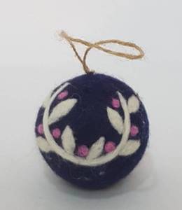 Boule feutrée à l'aiguille - Product Image 1