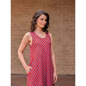 Robe longue sans manches Vedika - Robe de soirée élégante sans bretelles avec motifs floraux rayés et unis - Product Image 6
