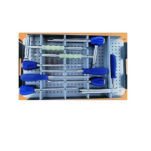 Juego de Clips Cervicales Clear-Line 2025, Equipo Veterinario de Clase II en Acero Inoxidable para Procedimientos Quirúrgicos con 2 Años de Garantía - Product Image 3