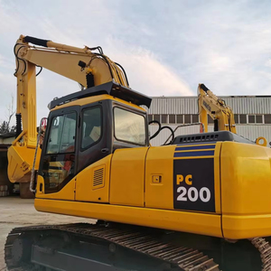 Gran oferta de excavadoras de orugas Komatsu PC200 de segunda mano en Japón, con piezas de motor central - Product Image 1