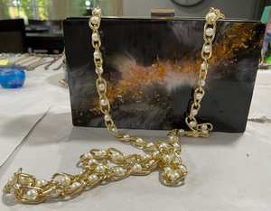 Sac à main en résine époxy moderne et tendance pour femmes |   Pochette de soirée brillante pour mariage |   Écologique et Imperméable |   Cocktail - Product Image 6