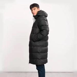 เสื้อแจ็คเก็ตพัฟเฟอร์ฤดูหนาวคุณภาพสูงสำหรับผู้ชาย พร้อมโลโก้ด้านหน้า ระบายอากาศได้ดีและแห้งเร็ว - Product Image 3