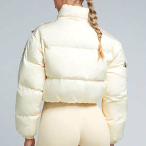 Chaqueta acolchada para mujer Precio al por mayor Chaqueta de invierno Abrigo para hombres y mujeres Chaqueta para la temporada de frío - Product Image 5