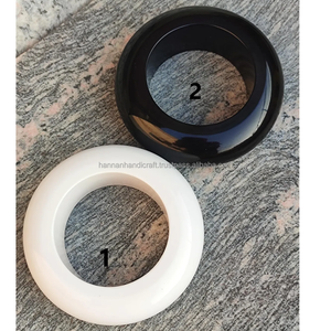 Bracelets et joncs en résine écologiques faits à la main avec emballage personnalisé - Product Image 4