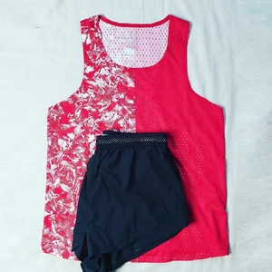 Uniforme de pista totalmente sublimado, venta al por mayor, uniforme de pista y campo de Color de contraste de secado rápido, Jersey y pantalones cortos de maratón personalizados - Product Image 2