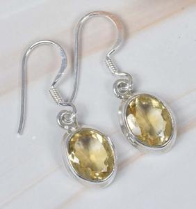 ต่างหูทรงหยดน้ำรูปไข่ ทำมือ ดีไซน์ทันสมัย ประดับพลอยซิทรินธรรมชาติ เงินแท้ 925  ของขวัญประจำเดือนกุมภาพันธ์สำหรับผู้หญิง - Product Image 3