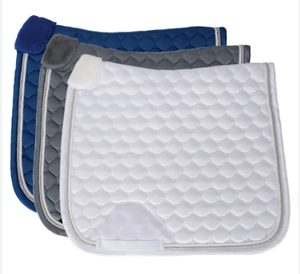 Tapis de selle en satin de dressage de produits de cheval de qualité avec polaire - Product Image 6