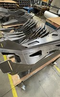 Support d'angle pour étagère en tôle d'acier doux/acier inoxydable sur mesure, qualité standard ISO pour usage industriel
