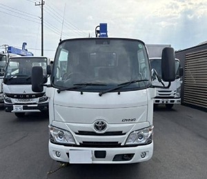 Camion Toyota Dyna d'occasion à vendre, automatique, livraison rapide, en stock, sans historique d'accident, camionnette Toyota Dyna - Product Image 2