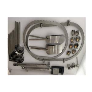 Retractores Tebbetts de fibra óptica Bookwalter con dientes - Instrumentos de cirugía plástica con tubo de succión chapado en oro. - Product Image 1