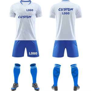 Vente en gros d'uniformes de football pour adultes sur mesure, manches courtes, 100% polyester, légers, respirants, ensemble d'équipe, Sialkot, Pakistan - Product Image 2