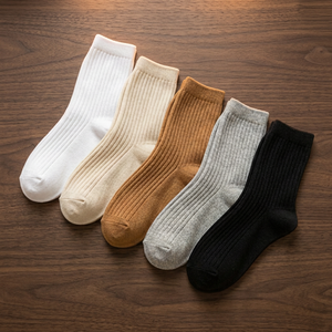 Chaussettes côtelées pour femmes pour un usage quotidien avec une adhérence antidérapante et un ajustement confortable 18 - Product Image 1