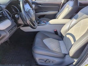 Usado 2019 Toyota Camry H XLE - Product Image 5