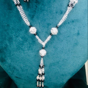 Ensemble de bijoux faits à la main pour filles/femmes boucles d'oreilles en forme d'aile en plaqué argent et rhodium livraison 24 heures cadeau de mariage parfait - Product Image 1