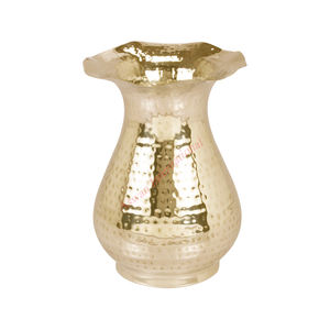 Floreros de metal de aluminio de diseño moderno hechos a mano, forma personalizada con acabado dorado, floreros decorativos de calidad sostenible - Product Image 1