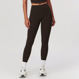 Leggings Deportivos, Material Suave y Transpirable, Ajuste Cómodo, Perfectos para Gimnasio, Yoga, Pilates y Ejercicio, OEM ODM - Product Image 2