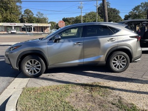 Vehículo SUV Le/xus NX300 Base AWD 2021 de Segunda Mano, Limpio, para Adultos, Volante a la Derecha/Izquierda, Listo para Enviar - Product Image 3