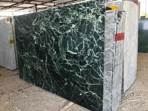 Grande dalle de marbre vert araignée polie pour la finition de surface de villa - Product Image 2