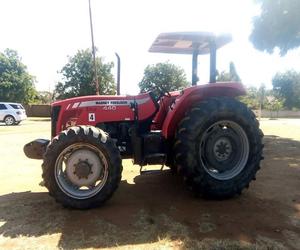 Tractor de Orugas Massey Ferguson 5711 Dyna 4 de 70 CV con Motor, Caja de Cambios, Bomba, Cojinete y Motor - Origen DE, en Venta - Product Image 6