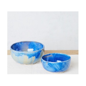 Cuenco decorativo de resina hecho a mano artístico, superficie brillante pulida, diseño moderno único, ecológico, ligero, adecuado para fiesta - Product Image 5