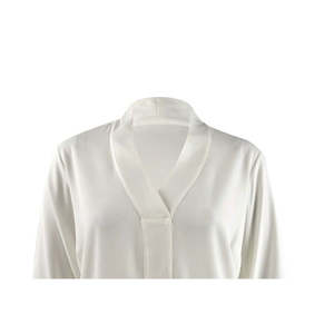 Camicetta da Donna Calvin Klein Taglie Forti con Scollo a V, XL, in Raso e Lino Lavorato a Maglia, Colletto Arricciato, Stile Classico, Tinta Unita o a Righe - Product Image 3