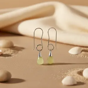 ต่างหูห้อยประดับพลอยสีเขียวเงินสุดชิคสำหรับผู้หญิง - Product Image 1