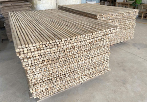 Poteaux en bambou du Vietnam, fournisseur en gros, 99D, livraison de tailles cohérentes, finition naturelle et qualité prête à l'exportation - Product Image 3