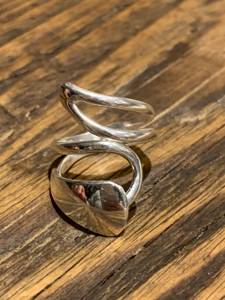 Forma de onda Estilo elegante Geométrico 100% Plata de Ley 925 Onda Anillo de dedo ajustable abierto para niñas Anillo de joyería fina para ella - Product Image 4