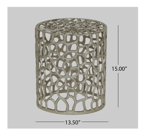 Mesa de centro de aluminio de primera categoría con diseño minimalista y metalistería única, perfecta para salas de estar contemporáneas - Product Image 1