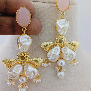 Celeste Bloom Danglers Pendientes Set Diseño ingenioso Texturas naturales Latón pesado Elegante Diseño personalizable Negro Étnico - Product Image 4