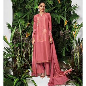 Conjunto de ropa tradicional india de primera calidad para mujer, conjunto Premium con estampado de lámina de colocación a rayas bordado Kurta Palazzo Dupatta - Product Image 2