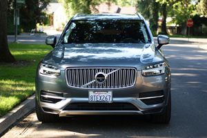 VOLVO XC90 T8 E-AWD Inscription d'occasion 2017 - Product Image 1