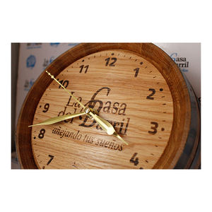 Reloj de madera Tres manecillas Tres anillos Barril en forma de compartimento de batería para amantes de la cerveza con tambores Cubos Colección de barriles - Product Image 3