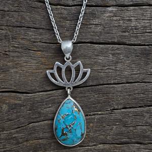 Pendentif Lotus avec Mohave Blue Turquoise Pendentif en argent 925 Pendentif en argent Cadeau pour Noël - Product Image 2