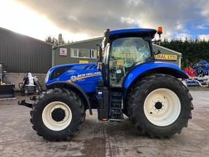 4 x4 <span class=keywords><strong>New</strong></span> <span class=keywords><strong>Holland</strong></span> <span class=keywords><strong>T7</strong></span> 210 trattore modello/176HP macchine agricole in vendita - Product Image 2