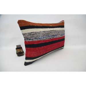 Almohada tejida de lana multicolor Kilim Patchwork de 16x24 pulgadas con patrón vintage - Product Image 3