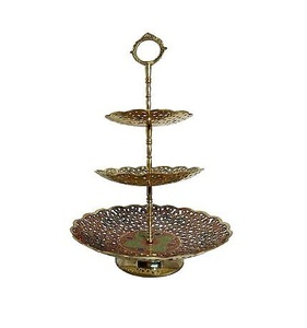 Hot Selling Latest Design Brass 3 <b>Tier</b> <b>Cake</b> <b>Stand</b> With Handle Metal <b>Cake</b> Holder in Wholesale Rate for Wedding Parties. - Product Image 4