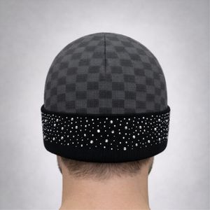Chapeau en tricot unisexe avec strass, bonnet en tricot extensible d'hiver avec clous en cristal pour hommes et femmes, bonnet en tricot - Product Image 5
