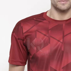 เสื้อยืดผู้ชายแบบซับลิเมชั่น ผ้าโพลีเอสเตอร์ 100% น้ำหนักเบา เป็นมิตรกับสิ่งแวดล้อม นุ่มสบาย เหมาะสำหรับแฟชั่นสตรีทและสวมใส่ในชีวิตประจำวัน - Product Image 5