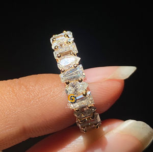 Multi corte ovalado y corte de pera Moissanite alternando eternidad completa banda de boda a juego para mujeres en plata 925 - Product Image 1