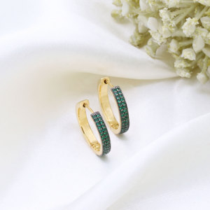 Memoria Jewels Hermosos Pendientes de Aro con Circonita Cúbica Verde, Plata de Ley 925, Chapados en Oro, Certificados por IGI, Joyería Hecha a Mano - Product Image 1