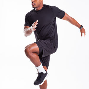 เสื้อยืดแขนสั้นแบบสปอร์ต ระบายอากาศได้ดี ชุดจ็อกเกอร์ผ้าฝ้ายลำลองสำหรับผู้ชาย ชุดฤดูร้อน 2 ชิ้น ชุดวอร์มสำหรับผู้ชาย - Product Image 3