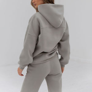 Pull femme couleur unie à capuche 2 pièces ensemble crop top décontracté sweat shirt et coton cordon de serrage pantalons de survêtement - Product Image 2