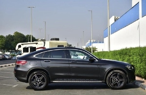 Tout neuf 2023 MER CE DES -BEN Z GLC 300 Coupé 4 MATIC 4 cylindres 255 ch Essence Euro6d TRANSMISSION AUTOMATIQUE - Product Image 5