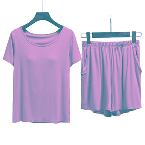 Ensemble de pyjama court en coton de bambou biologique imprimé sur mesure pour femmes vêtements de nuit respirants pour femmes avec fermeture à cordon. - Product Image 5