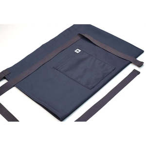 Tablier de cuisine Toledo 1/2 français imperméable en coton Oxford uni avec design croisé dans le dos pour chef, mariage, nettoyage et Noël - Product Image 1