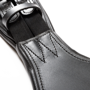 Sangle de dressage anatomique en cuir noir de haute qualité, boucles à rouleaux en acier inoxydable, anneau en D central, design profilé ADIBA - Product Image 3