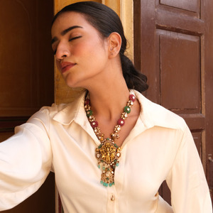 Juego de Pendientes de Plata 925 Royal Divine Court Gajaah con Rubí, Esmeralda, Polki y Turmalina, Joyería Nupcial Tradicional - Product Image 3