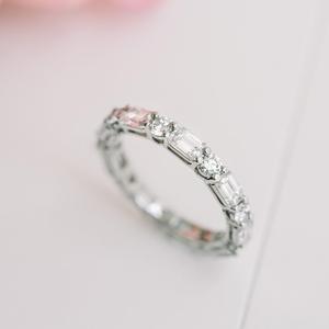 แหวนเพชรที่ปลูกในห้องปฏิบัติการมรกต14K IGI GOLD Lab สร้างแหวนเพชรสำหรับงานแต่งงานและแหวนหมั้น - Product Image 2